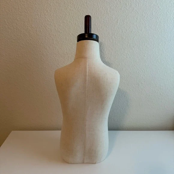 Kids’ Size 5/6 Mannequin Pinnable Torso - Picture 3 of 5